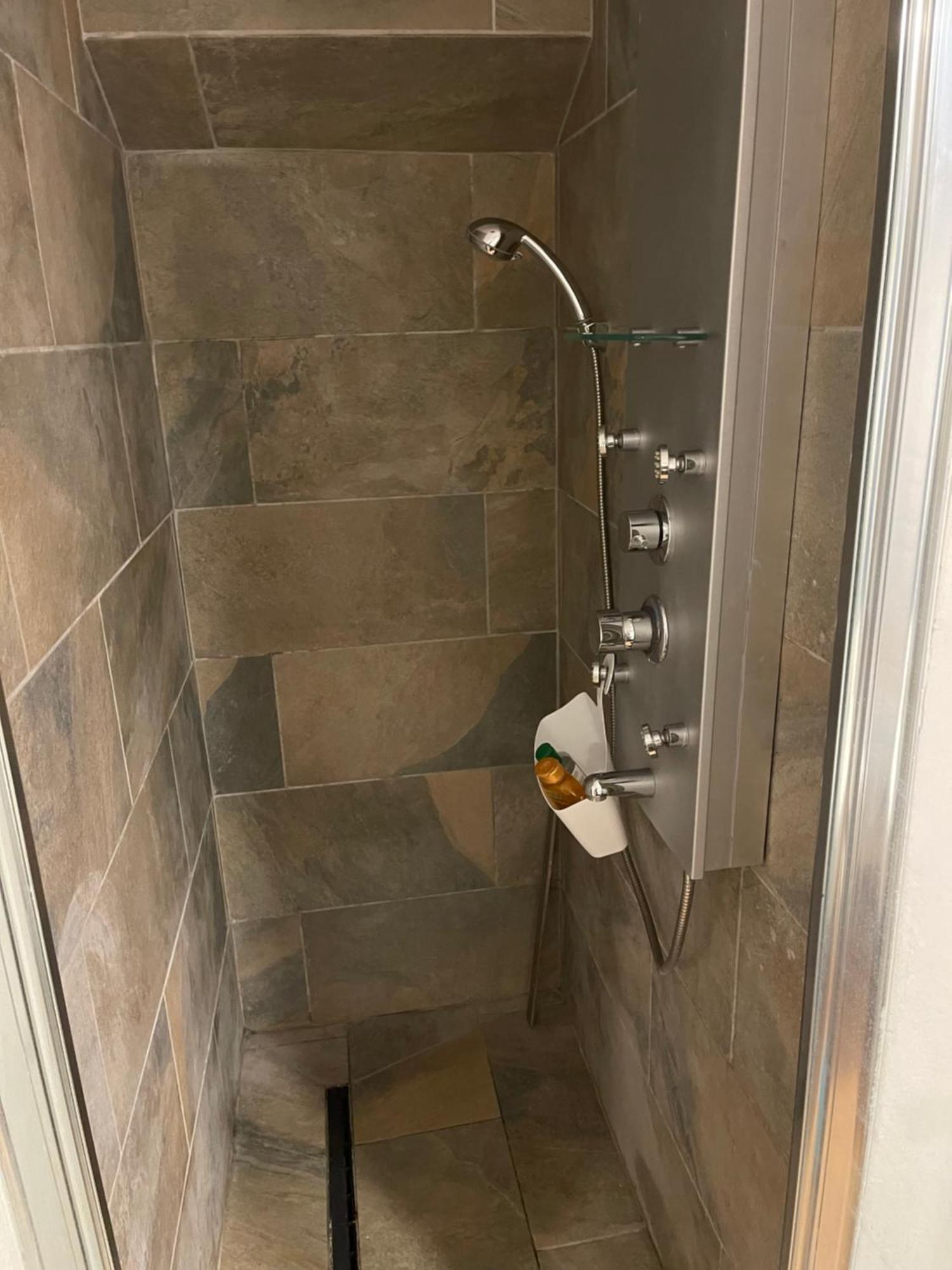 Casa Coliving Avec Chambre Salle De Bain Individuelles Privatives サン・ピエール エクステリア 写真